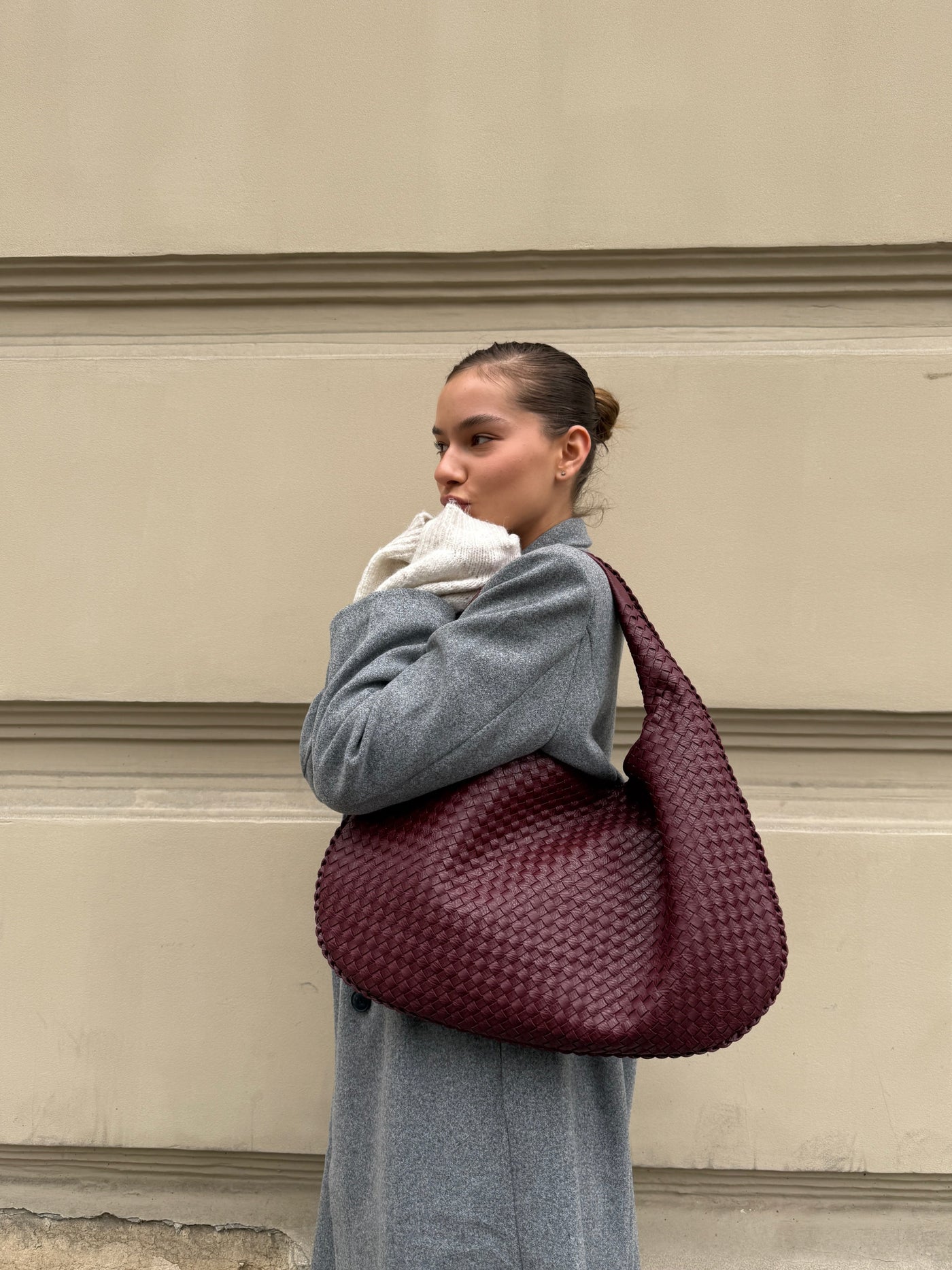 Musthave-väska - Vinröd