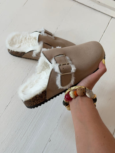 Sigri slippers med fur - Beige