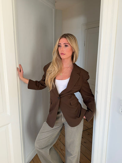 Myna fitted blazer - Brun